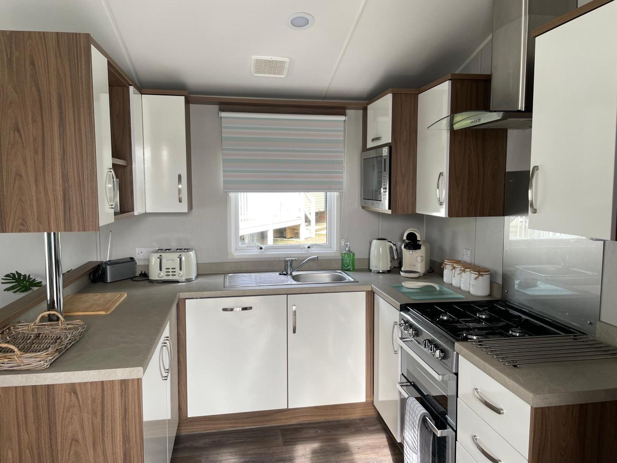 6 Berth Comfy Homely Caravan, Dog Friendly Belton with Browston Buitenkant foto